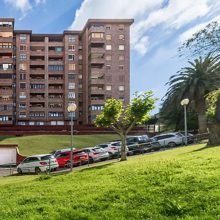 Calma, Luz Y Diseno En El Centro De Apartament