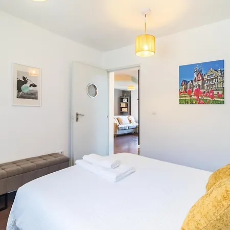 Calma, Luz Y Diseno En El Centro De Apartmán Santander